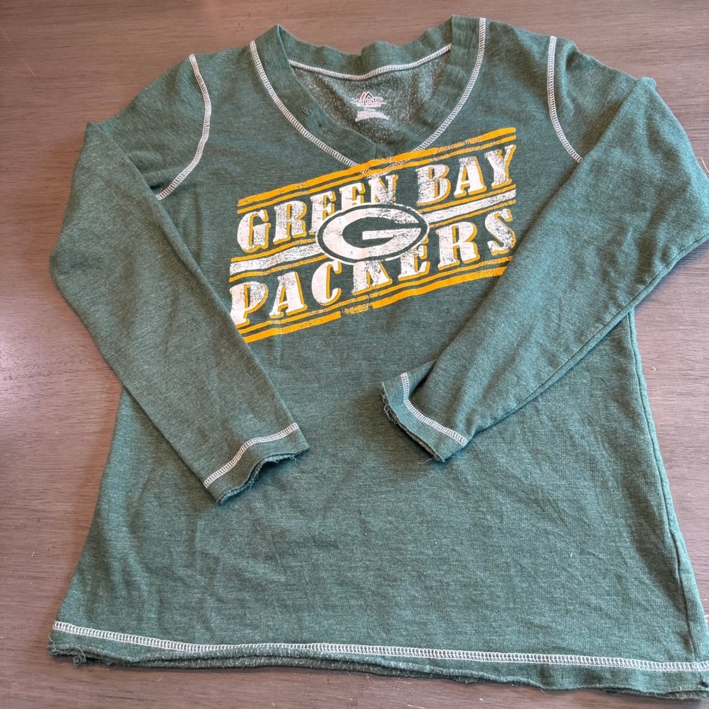 Majestic Green Bay Packers Top Womens L Green Good Long Sleeve V-Neck Graphic